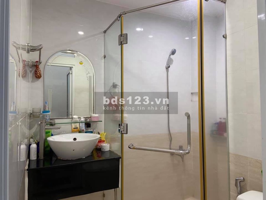(Gò Vấp)Bán nhà 2 mặt hẻm, HXH Phan Văn Trị, Phường 5, diện tích 99m2, 4 tầng, giá 9.8 tỷ