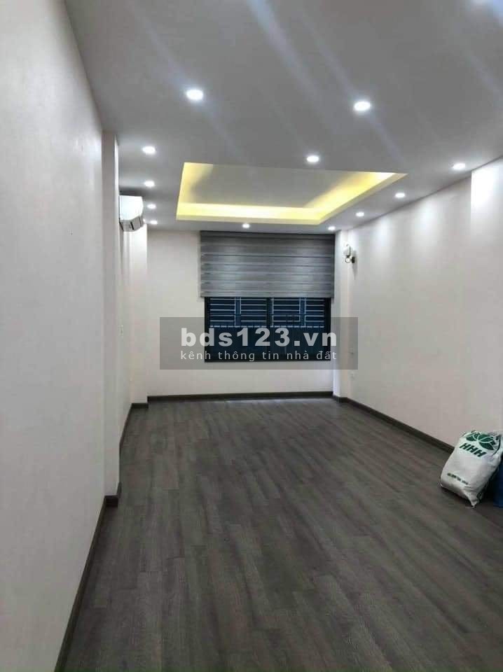 Cần bán nhà Ngọc Hà Quận Ba Đình Hà Nội diện tích 55m2, mặt tiền 4m, giá nhỉnh 10 tỷ