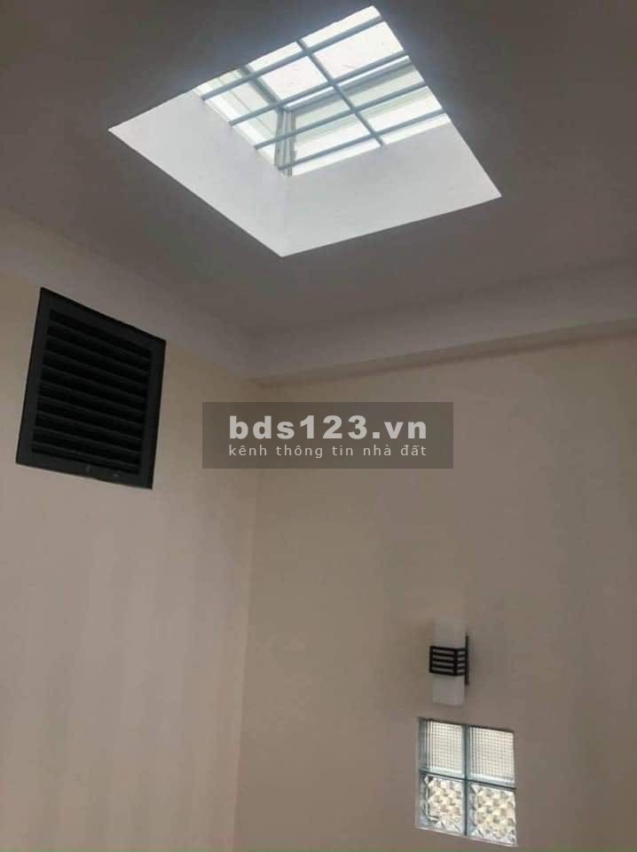 Cần bán nhà Ngọc Hà Quận Ba Đình Hà Nội diện tích 55m2, mặt tiền 4m, giá nhỉnh 10 tỷ