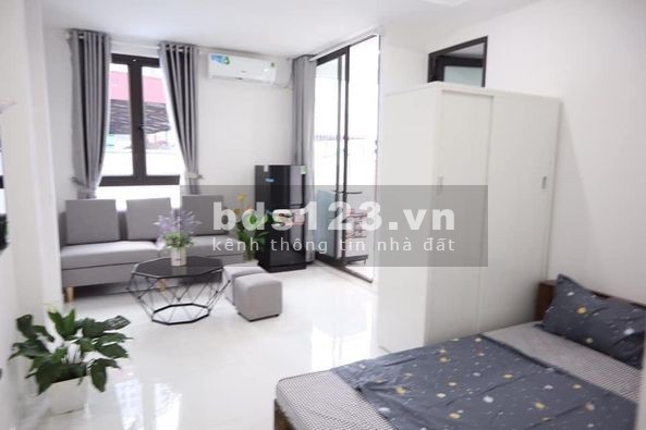 Bàn nhà nguyên căn Trần Duy Hưng diện tích 5 tầng mt 4.5m, giá bán 19.5 tỷ, thương lượng