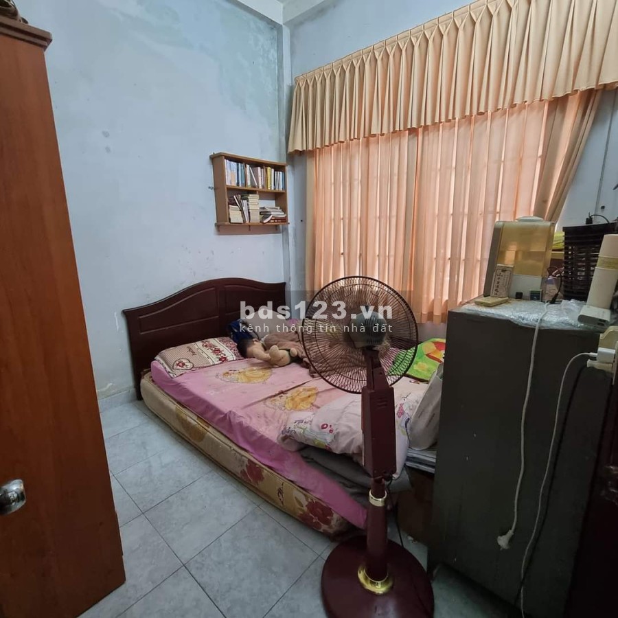 Nhà rộng 3 tầng, hẻm ô tô Nguyễn Sỹ Sách, P.15, Tân Bình. 4,7 tỷ
