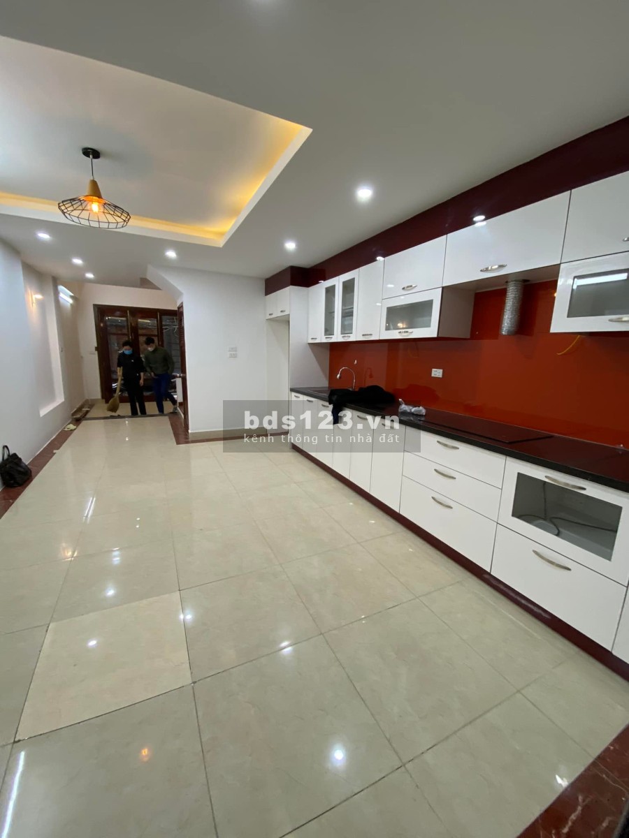 BÁN NHÀ MẶT NGÕ NHÂN HÒA rộng xe ba gác tránh.