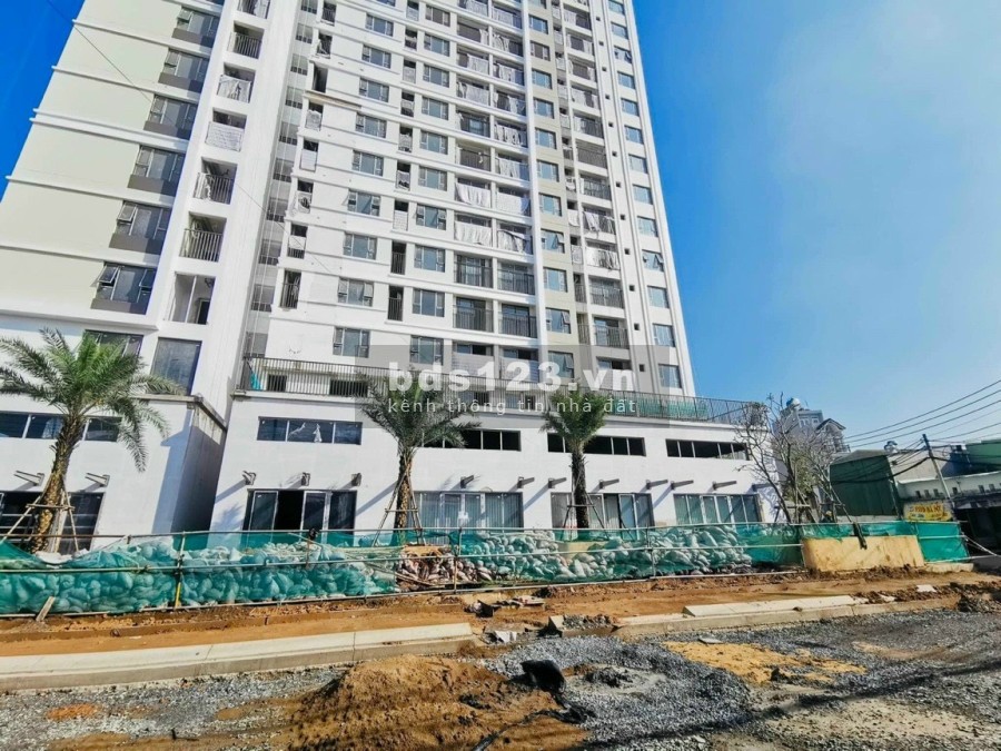 Cần bán căn 1PN 1WC 48m2 ban công hướng Đông. Tổng giá: 1.83 tỷ