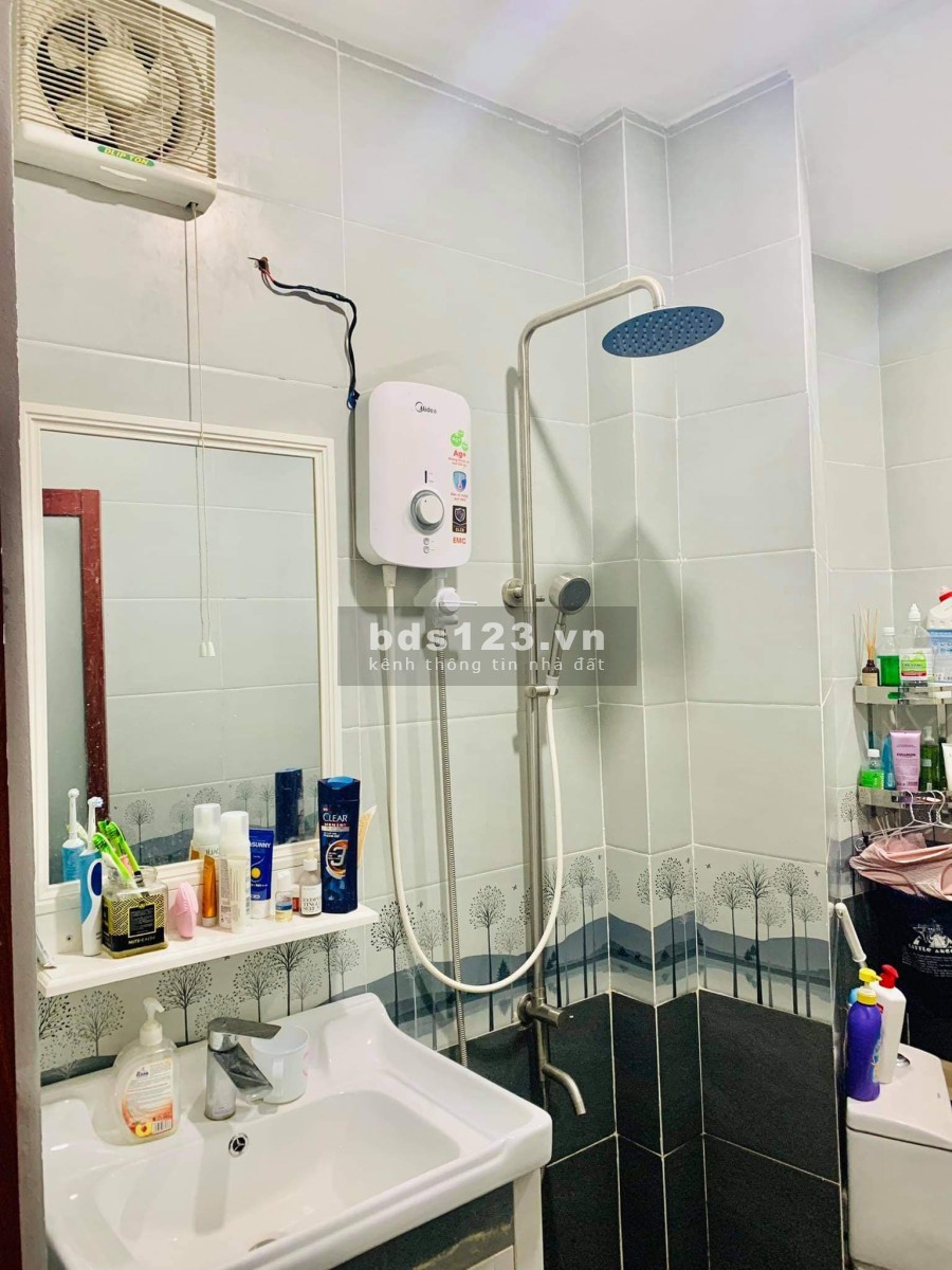 Chỉ 4,8 tỷ! siêu đẹp 3 tầng, gần mặt tiền, đường Nguyễn Văn Nghi, Gò Vấp