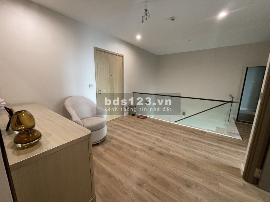 Bán căn hộ Duplex thuộc Sadora (Sala Đại Quang Minh). Gía tốt, nội thất đẹp, sang trọng.
