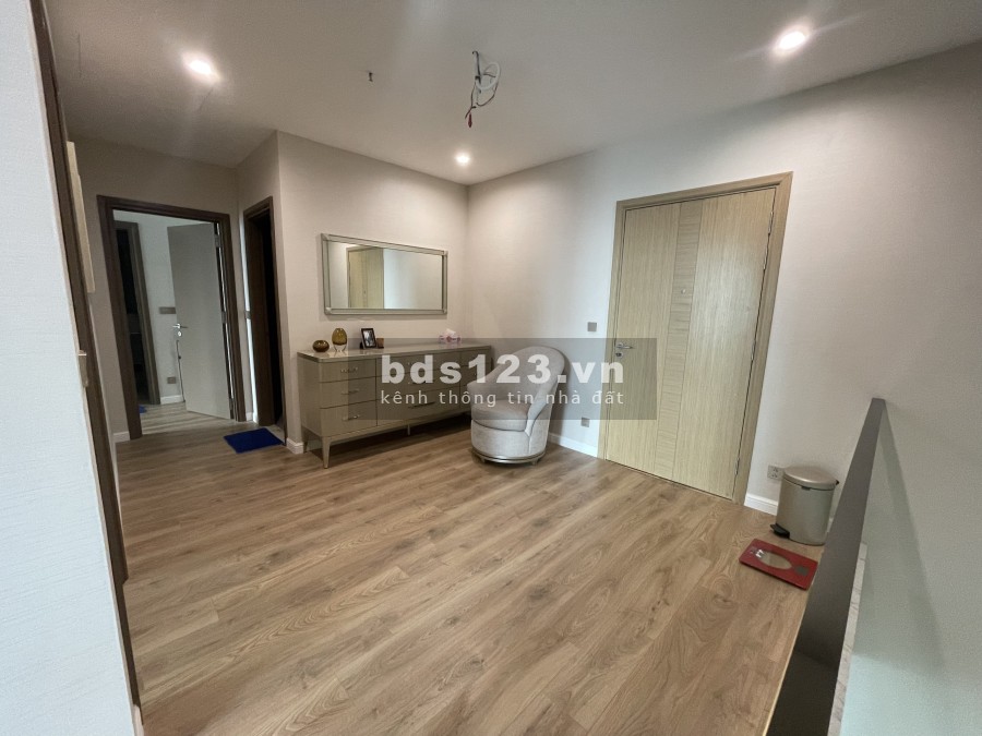Bán căn hộ Duplex thuộc Sadora (Sala Đại Quang Minh). Gía tốt, nội thất đẹp, sang trọng.