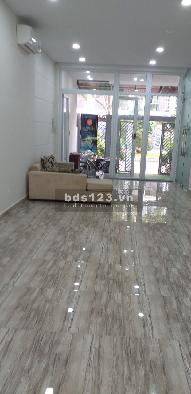 Cho Thuê nhà diện tích sử dụng 90m2 hai mặt tiền, đường Bùi Văn Ba Quận 7 giá tốt