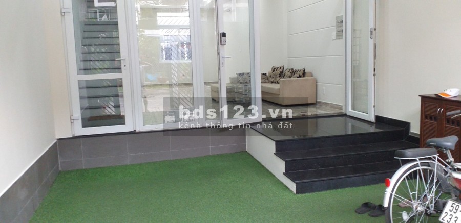 Cho Thuê nhà diện tích sử dụng 90m2 hai mặt tiền, đường Bùi Văn Ba Quận 7 giá tốt