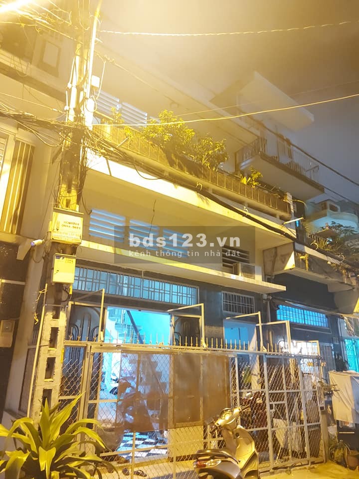 Bán nhà mặt tiền đường Phùng Văn Cung chiều ngang 5.5m giá 7.6 tỷ liên hệ 0928345690