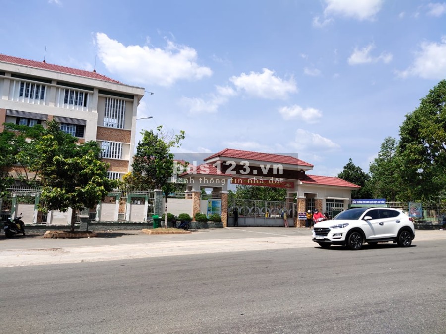 Bán đất thông mặt tiền đường chợ DJ 9, 150m2, có SHR, TC toàn bộ