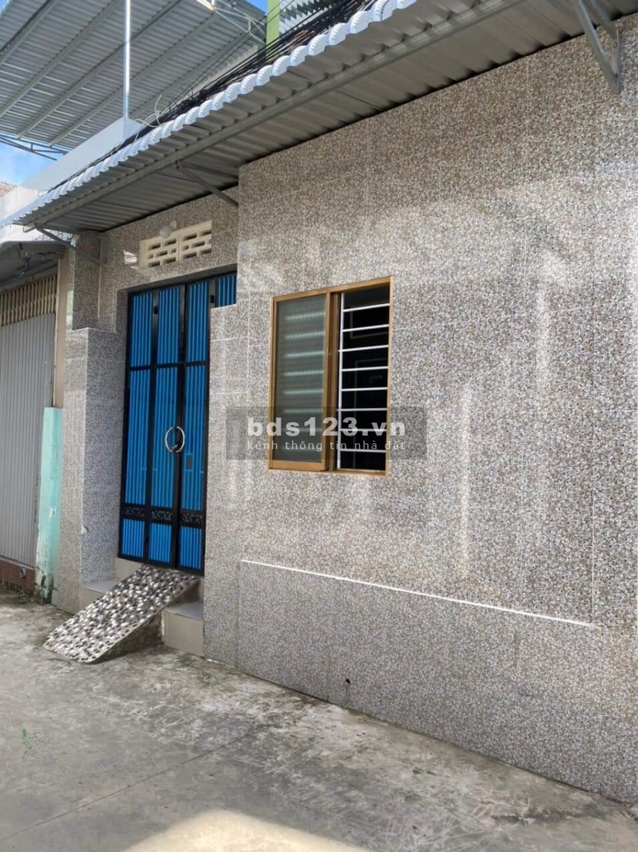 Chính chủ bán gấp nhà đường Võ Duy Linh, P1, Gần chợ Gò Công - 1 trệt 1 lầu 70m2 giá chỉ 2,5 tỷ