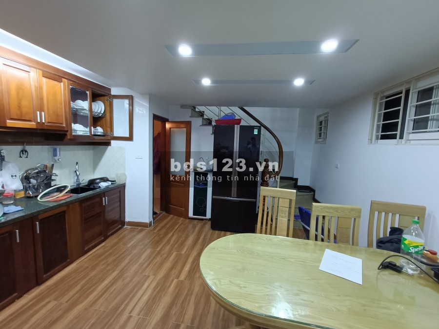 Bán nhà 6 tầng 45m2 tại chợ thuốc Hapulico Thanh Xuân, Ngõ ô tô giá nhỉnh 4 tỷ