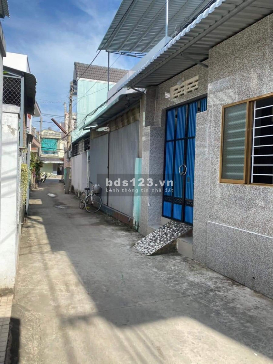 Chính chủ bán gấp nhà đường Võ Duy Linh, P1, Gần chợ Gò Công - 1 trệt 1 lầu 70m2 giá chỉ 2,5 tỷ