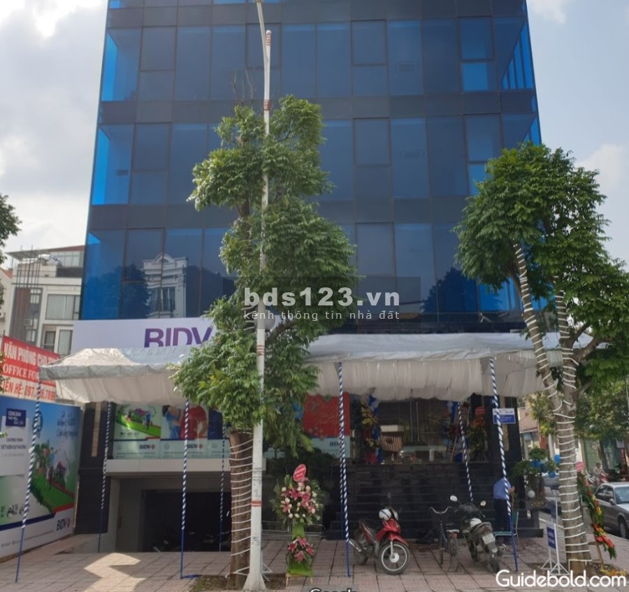 Gần 200m2 kinh doanh Hồng Tiến. 10M mặt tiền, vỉa hè ô tô giá hơn 27 tỷ lhcc 0924428666