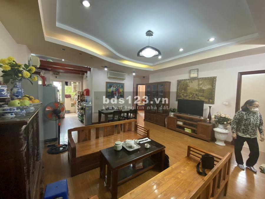 Bán nhà chung cư tại ngõ 130 phố Đốc Ngữ, Quận Ba Đình diện tích 91m2 lh 0961266658