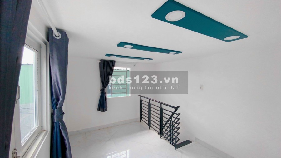 Nhà 2 mặt hẻm, thoáng mát, tổng diện tích sử dụng là 32m vuông. Giá 750 triệu. Giao dịch chính chủ