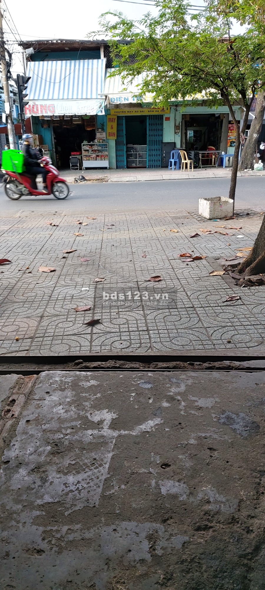 Cho thuê mặt bằng sửa xe đường Phạm Thế Hiển khu dân cư đông đúc, mua bán sầm uất