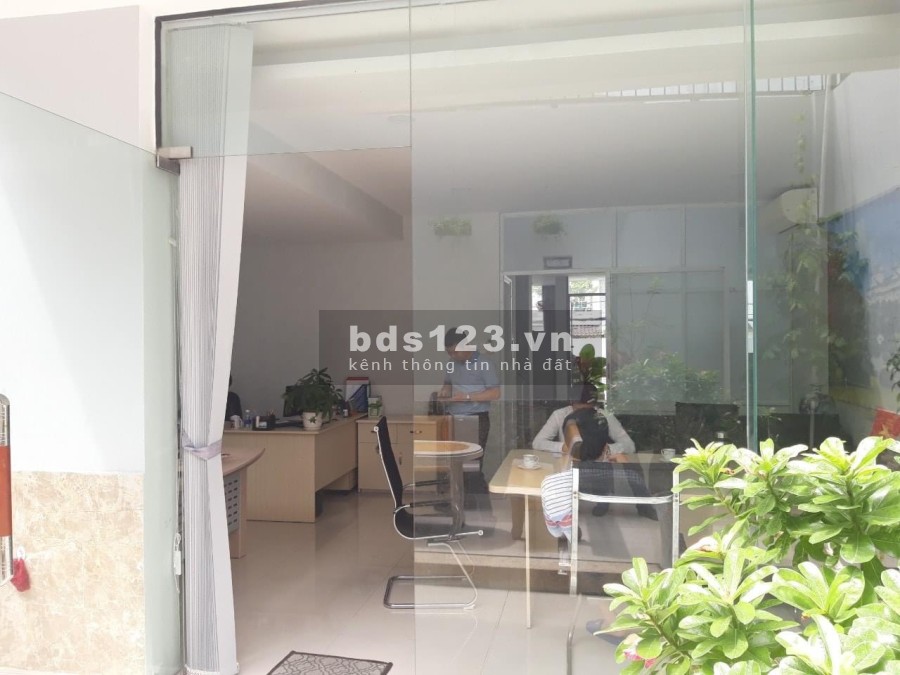 Bán nhà Lê Trọng Tấn ngay Tân Sơn Nhì 4 tầng diện tích sử dụng 165m2 giá chỉ 14.5 tỷ