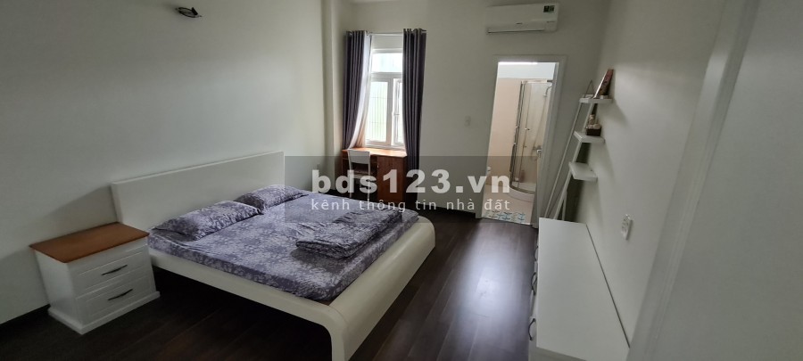 Bán nhà nguyên căn đẹp 3PN - 4WC nội thất cao cấp, nhà mặt phố.