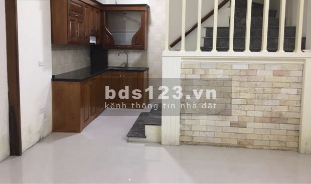 Bán nhà Minh Khai, lô góc, Quận Hai Bà Trưng, diện tích sử dụng 23m2, giá bán 2.25 tỷ