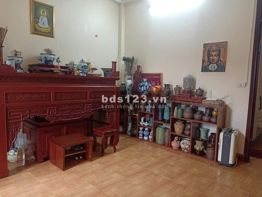 Bán nhà nguyên căn Định Công Hạ Quận Hoàng Mai, rộng thoáng, bao đẹp, giá bán 2 tỷ