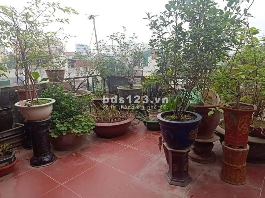 Bán nhà nguyên căn Định Công Hạ Quận Hoàng Mai, rộng thoáng, bao đẹp, giá bán 2 tỷ