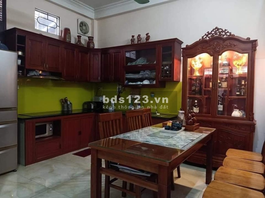 Bán nhà nguyên căn Định Công Hạ Quận Hoàng Mai, rộng thoáng, bao đẹp, giá bán 2 tỷ