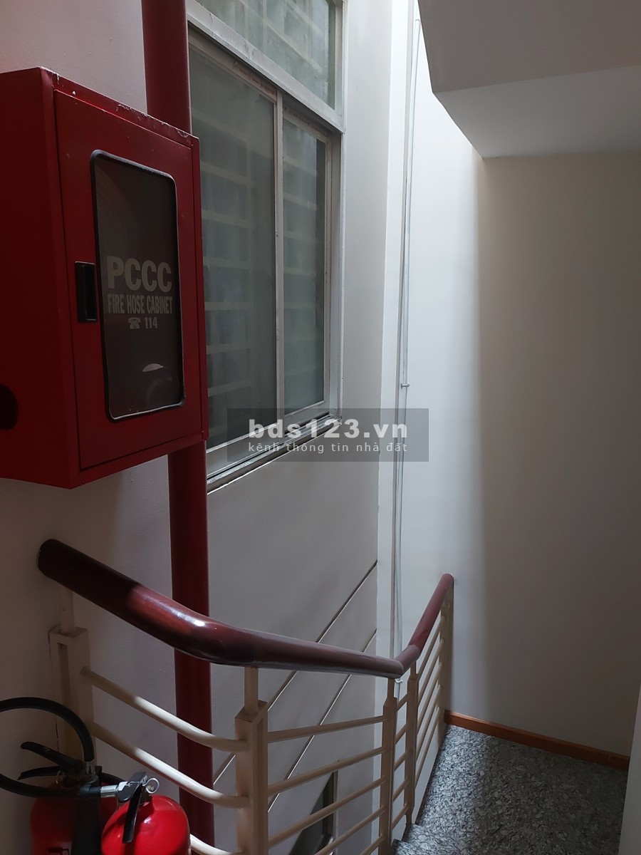 Mặt tiền Nguyễn Hồng Đào Tân Bình 157m2 4.5x35 8 tầng vị trí đắc địa, bán nhanh 23 tỷ TL
