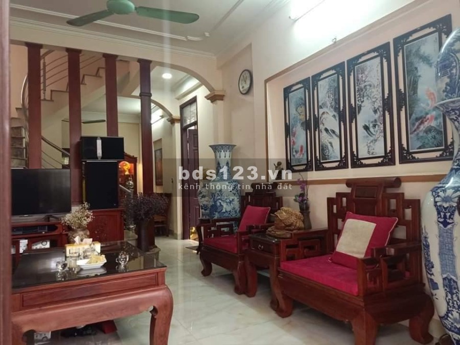 Bán nhà nguyên căn Định Công Hạ Quận Hoàng Mai, rộng thoáng, bao đẹp, giá bán 2 tỷ