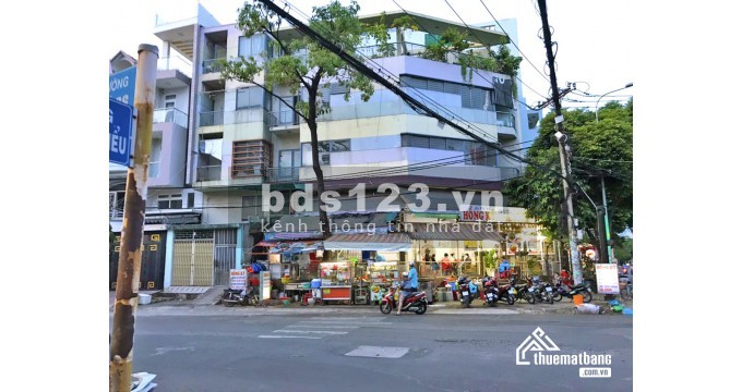 Cho thuê nhà vị trí siêu đẹp, 2 mặt tiền đường Trần Văn Kiểu - Quận 6.