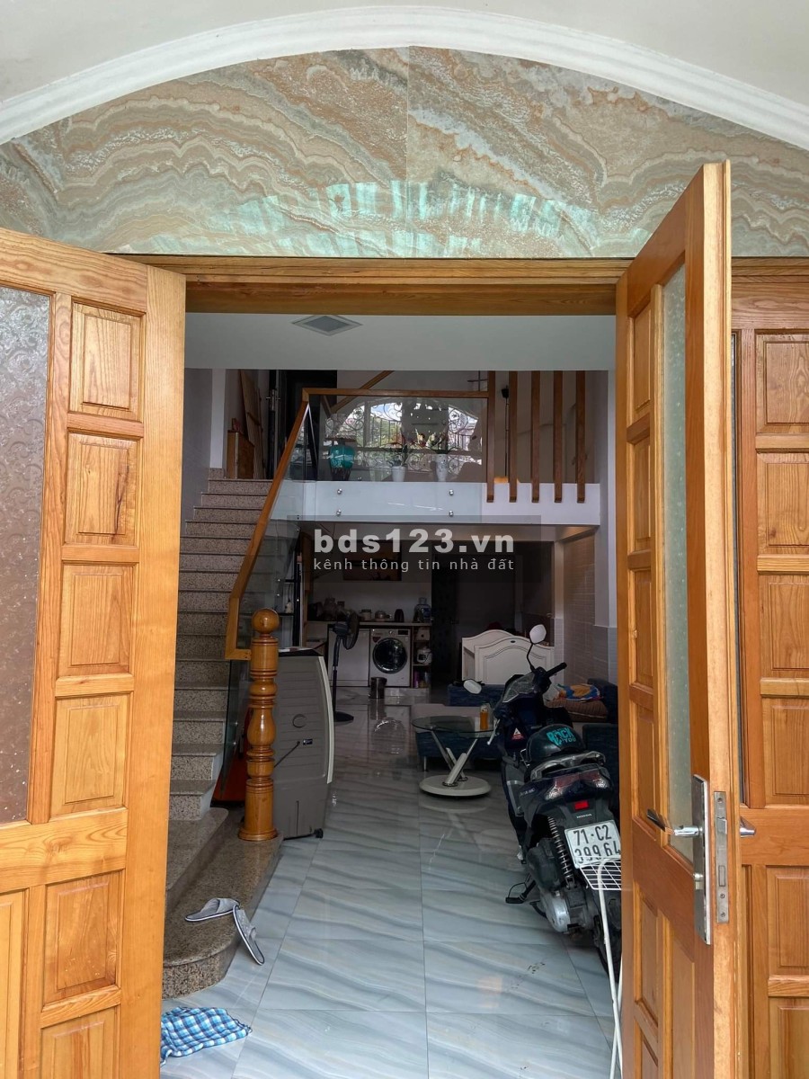 Bán nhà Tân Phú Thoại Ngọc Hầu, diện tích sử dụng 60m2, siêu đẹp hẻm xe hơi giá bán 5 tỷ