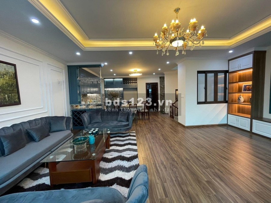 Bán nhà nguyên căn Thành Thái Quận Cầu Giấy, nhìn ra Công viên, 150m2x7 tầng, nhỉnh 50 tỷ