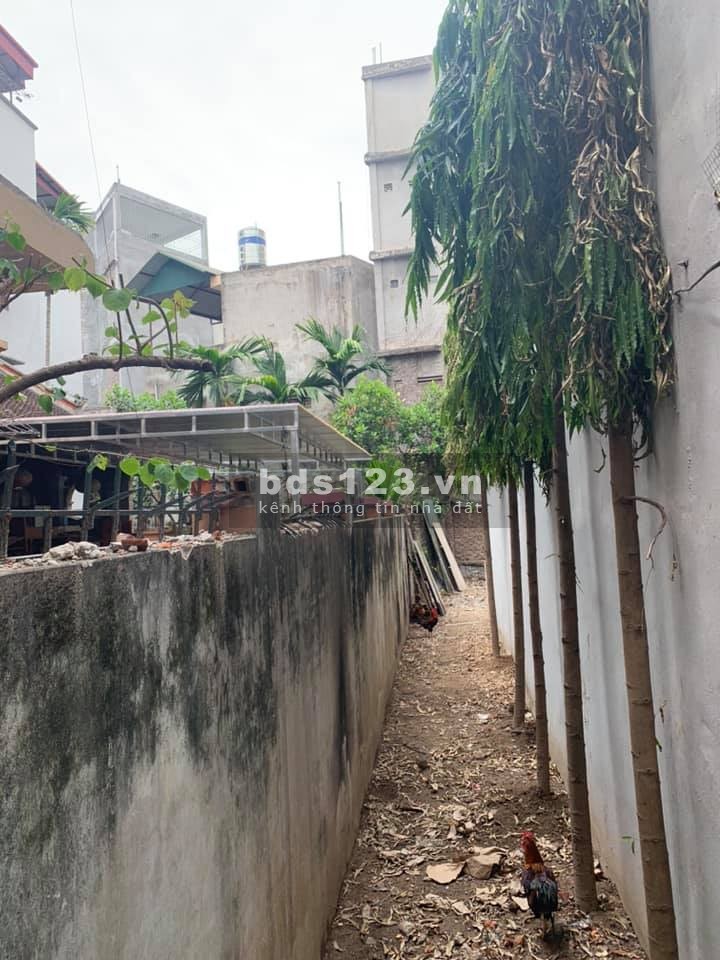 Bán đất Dịch Vọng - Cầu Giấy Rẻ, Gần, Đẹp và Hiếm khu dân cư đông đúc, giá tốt, tiện ích đủ
