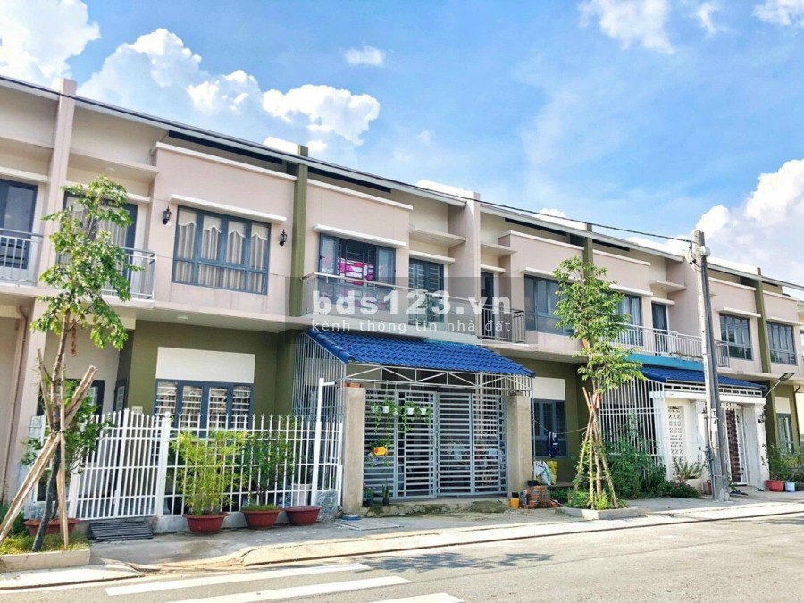 Bán SHOPHOUSE trung tâm mặt tiền 16m để kinh doanh liên hệ xem nhà 0815051802