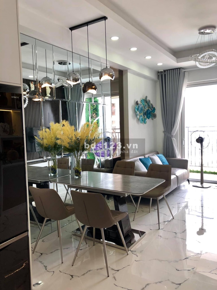 Chính chủ bán căn hộ Richstar 2 phòng ngủ giá 2,92 tỷ dt 65 m2 ngân hàng hỗ trợ vay