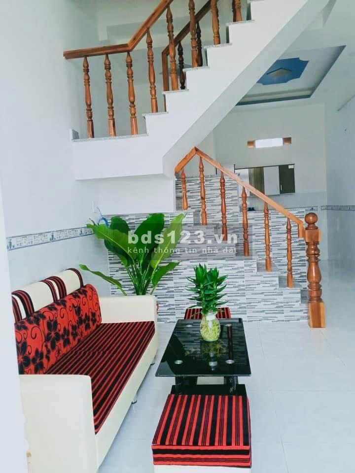 Cần thanh lý gấp nhà phố giá siêu mềm chỉ với 630 Triệu công chứng sang tên trong ngày