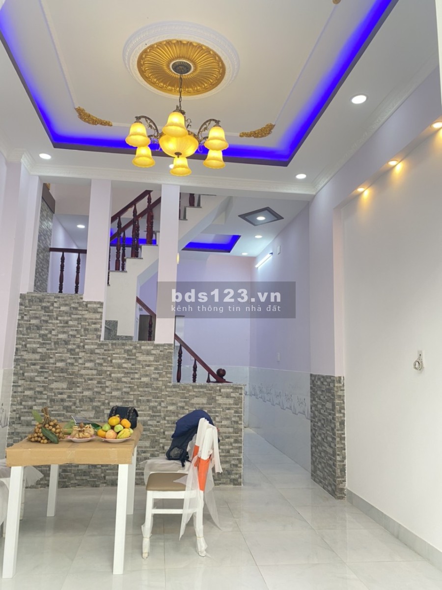 Cần thanh lý gấp nhà phố giá siêu mềm chỉ với 630 Triệu công chứng sang tên trong ngày