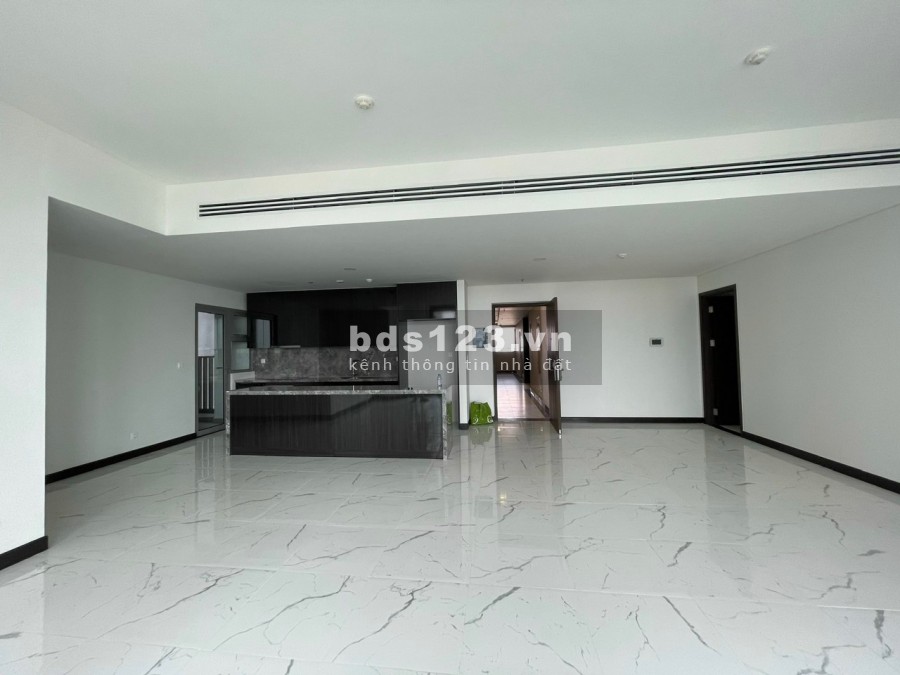 Cho Thuê Căn Hộ Empire City - Nội Thất Cơ Bản - 03 PN - View Tầng Cao Bitexco .