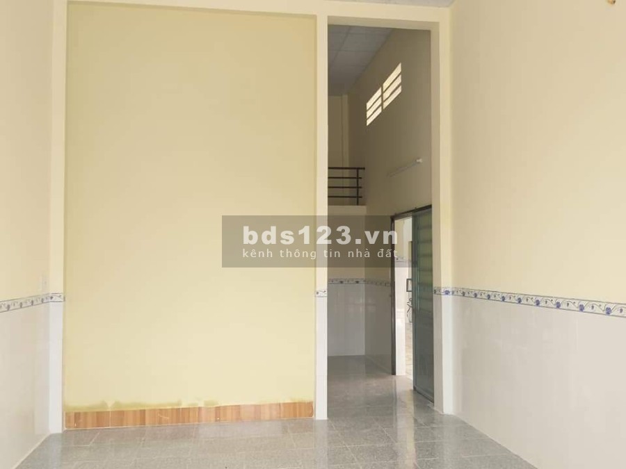 Bán lô đất chính chủ diện tích 600m2 và 32 phòng trọ đối diện chợ hỗ trợ vay 80%, giá tốt