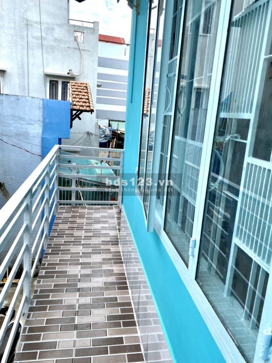 Bán nhà hẻm Nguyễn Văn Quỳ, phường Phú Thuận, Quận 7 (vào ở ngay) giá bán 2.7 tỷ