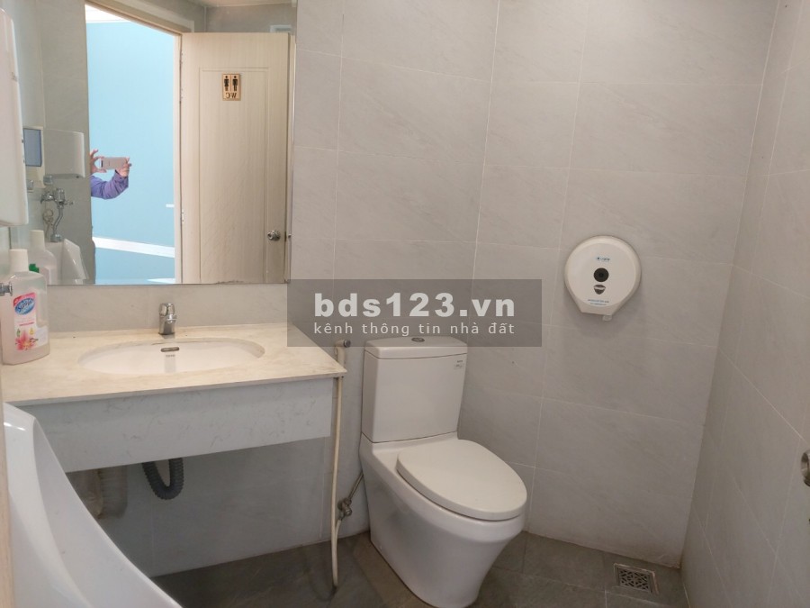 Cho thuê nhà nguyên căn 1 trệt 3 lầu góc đường Mai chí Thọ - Đồng Văn Cống