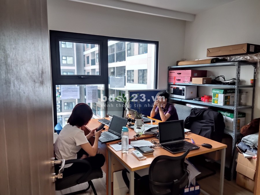 Bán căn 2PN+1 bc ĐN, view nội khu tại Vinhomes Smart City Tây Mỗ cắt lỗ 200 triệu