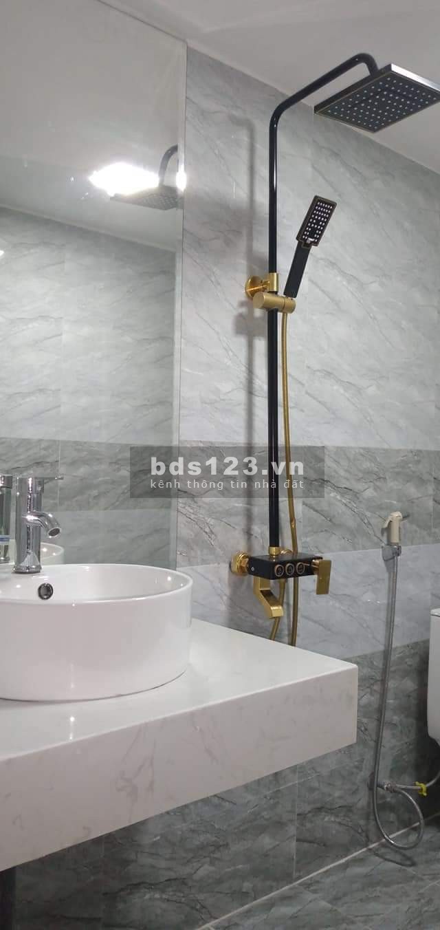 Bán nhà Khương Trung Ngõ ÔTÔ, MT 4m, Kinh doanh tốt, DT 45 m2 giá 4.2 tỷ