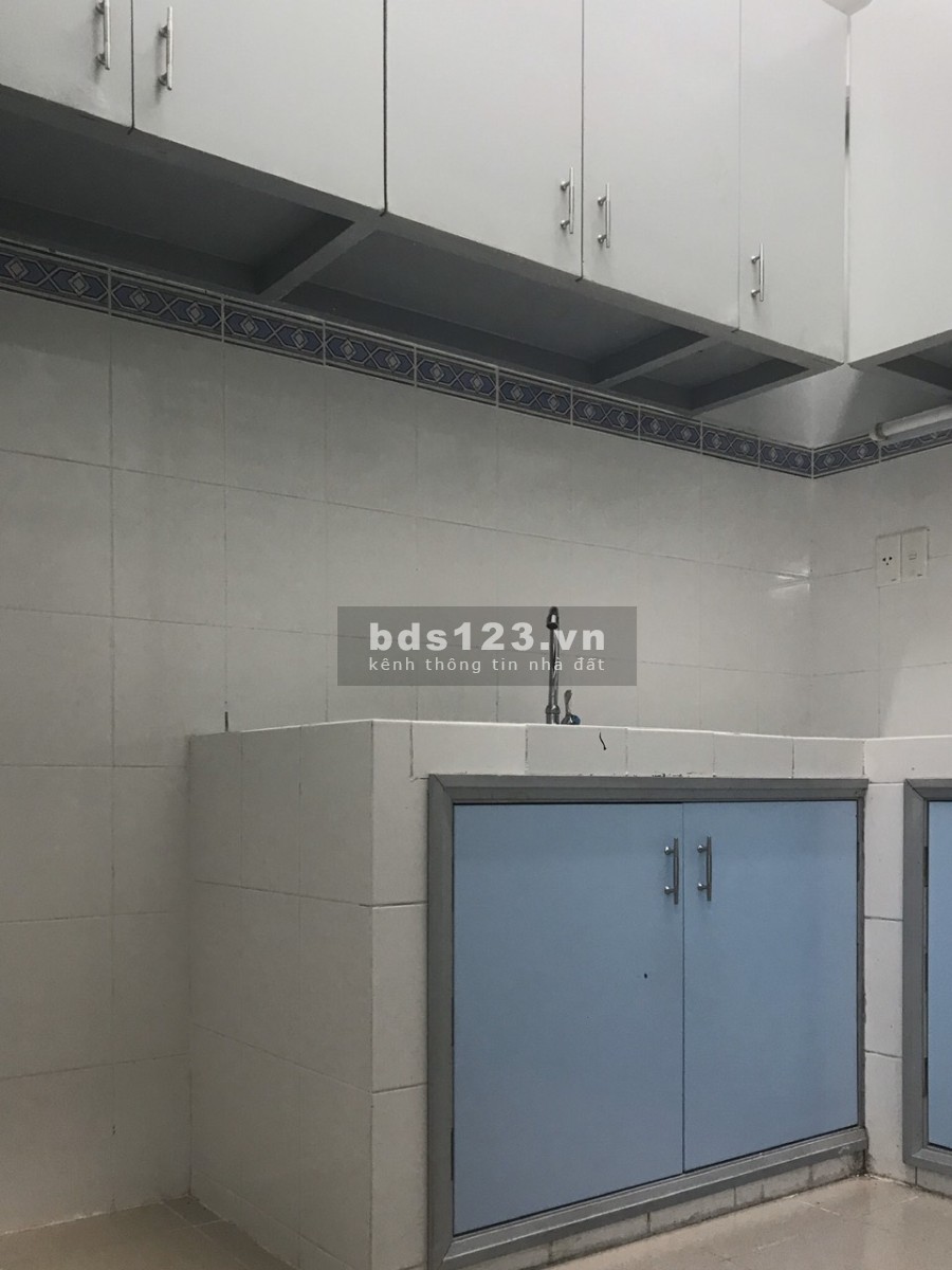 Cần tìm nữ share phòng chung cư Phú Thọ, giá 1.3 triệu/tháng, tiện ích đầy đủ vào ở được ngay