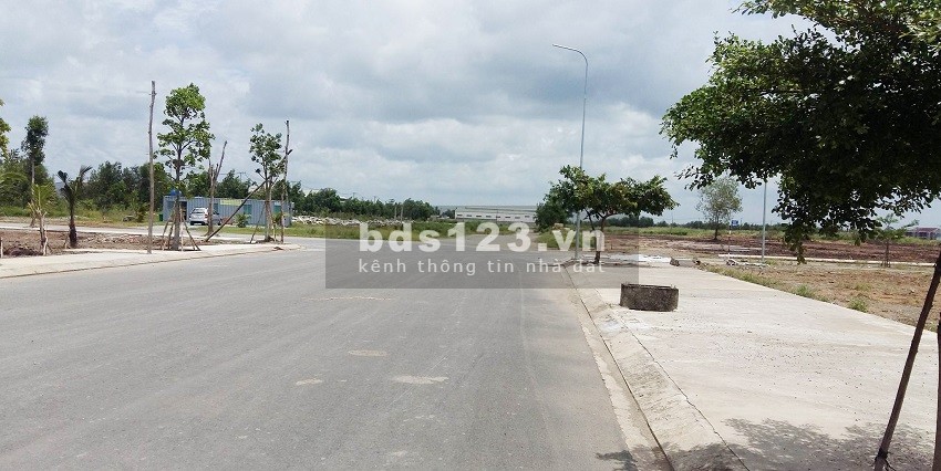 Đất nền khu kỹ nghệ cao, mặt bằng kinh doanh buôn bán, sổ riêng sang tên ngay