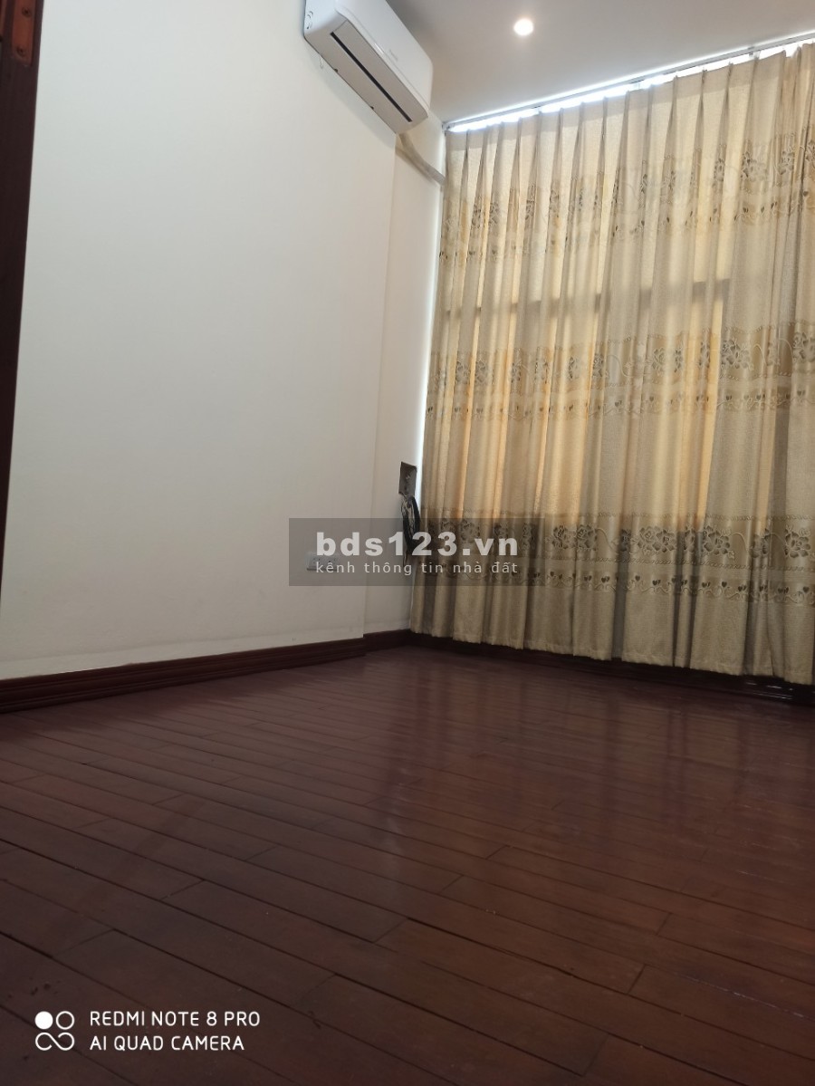 Bán nhà riêng Nguyễn Đức Cảnh, Tương Mai 5 tầng, ngõ ba gác thông, giá 2.75 tỷ