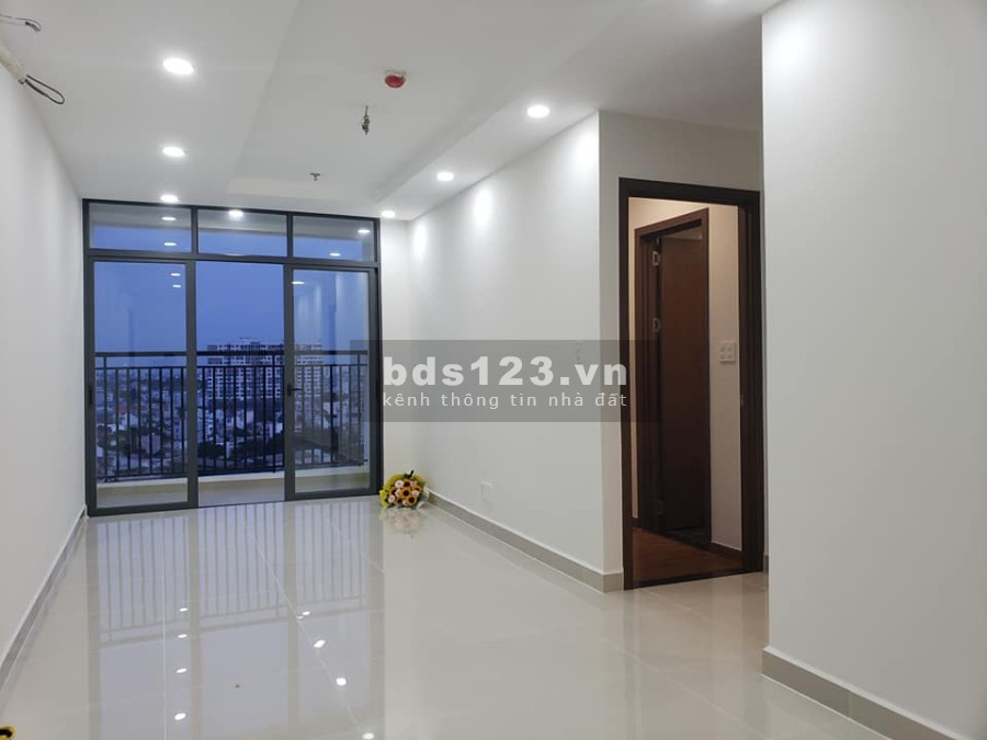 Bán căn hộ Phú Đông Premier, 70m2, view Đông Nam, bếp kín, 2pn - 2wc, giá 2,3 tỷ. Tài 0967.087.089