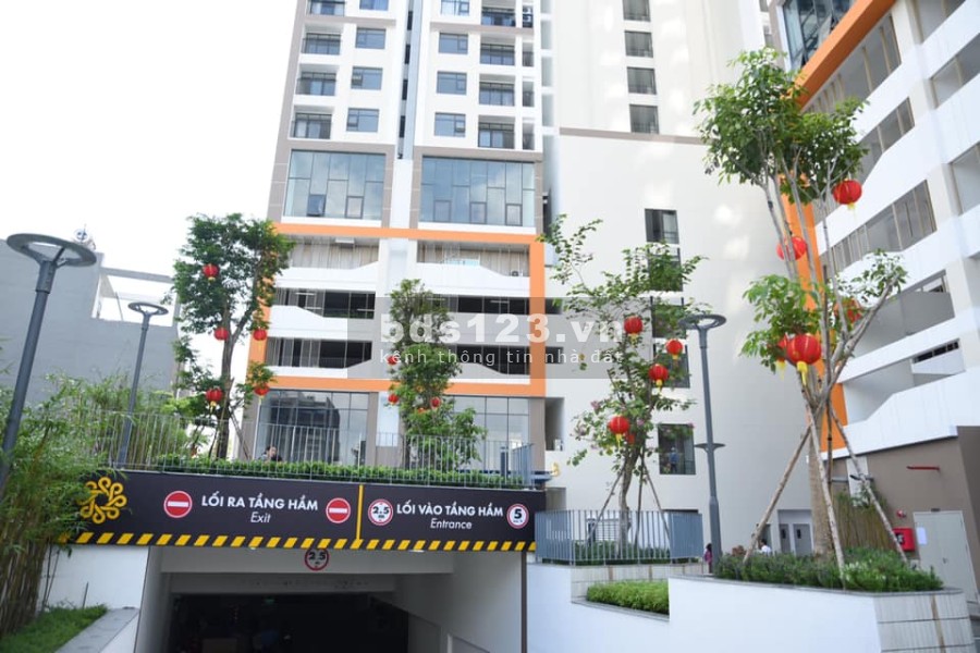 Bán căn hộ Phú Đông Premier, 70m2, view Đông Nam, bếp kín, 2pn - 2wc, giá 2,3 tỷ. Tài 0967.087.089