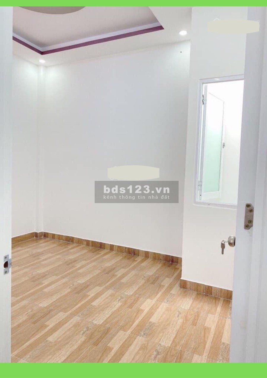 Siêu hiếm nhà diện tích sử dụng 4.4x7.9m đường Âu Cơ giá bán chỉ 2 Tỷ 8 sổ chính chủ