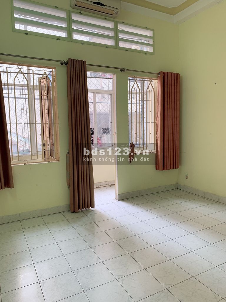 Cho thuê nhà nguyên căn, chợ thuốc Quận 10 khu dân cư đông đúc, giá 19 triệu/tháng